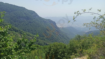 Οι Καστανιές outside