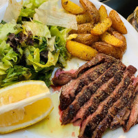 Ψαροταβέρνα Γιώργος food