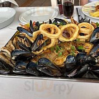 Taverna To Steki food