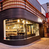 Roasters Kolektiva Lab outside