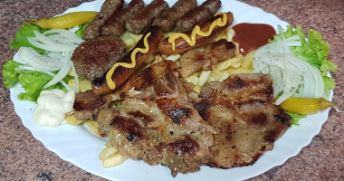 Ćevabdžinica Taša food