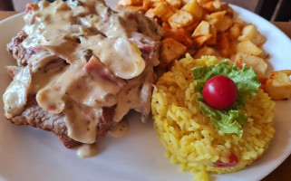 Ćevabdžinica Taša food