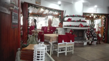 Таверна Елпида inside