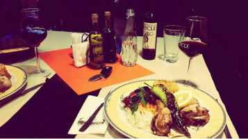 Behind The Wall menu