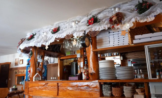 Pizzeria Werona inside