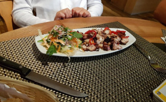 Cennet Pastanesi food