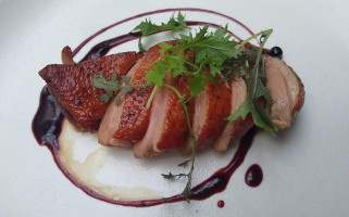 MatyŠÁk Vinum Galéria Bozen food