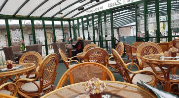 Pizza Teplitz outside