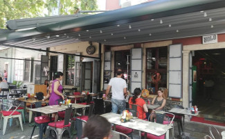 Yolo Art&lounge outside