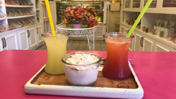Büyükada Şekercisi Candy Island Cafe Patisserie drink