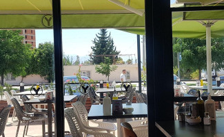 Tarihi Kafkas Dondurmacisi outside