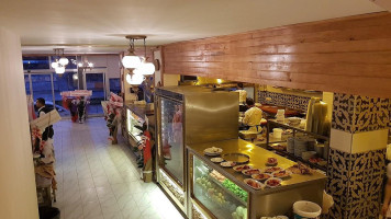 Volkan Usta Kebap inside