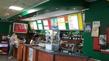 Pizza Celentano inside