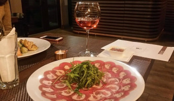 Noch' Ulitsa Fonar' drink