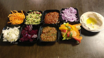 מסעדת לבונה food