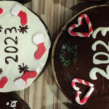 Karakasis Bakery logo