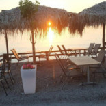 Το μικρο καφε outside