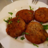 Το Σουρωτήρι Καφέ Τσιπουράδικο food