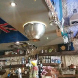 Το Σουρωτήρι Καφέ Τσιπουράδικο inside