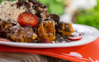 Νησί Cafe Bar Restaurant