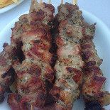 Σουβλάκι Χωριάτικο Στάθης Τάσος food