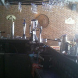 Μονοδρομος Food Wine inside