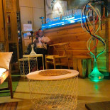 Της Πόπης inside