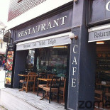 Point Resturant Cafe outside