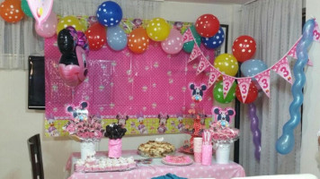 Erkan Köfte Salonu inside