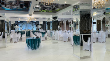 Ooo Dvoretslolita inside