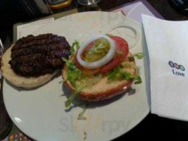 BBB-Burgus Burger food
