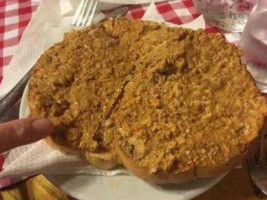 Gyogygoedoer Borozo food