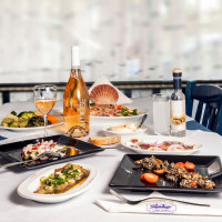 Ε Γ Ταξιδεύοντας food