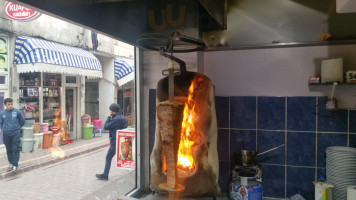 Tarihi İnebolu Dönercisi food