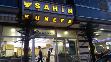Şahin Künefe food