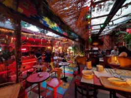 Komiteti Kafe Muzeum inside