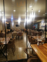 Melih Et Mangal inside