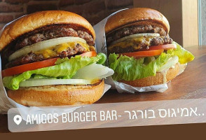 Amigos Burger food