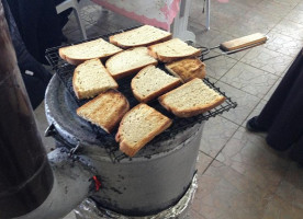 Oezal'in Yeri Lokantasi food