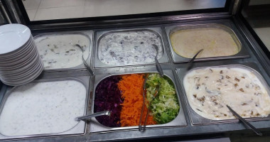 Sadirvan Lokantasi food
