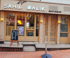 Sahil Balik Restoran outside