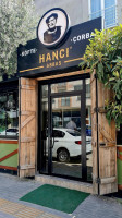 Hanci Abbas outside