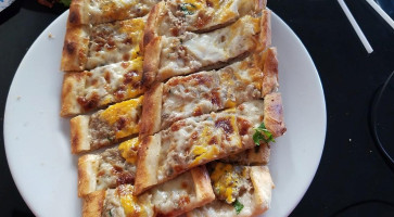 Nysa Pide food