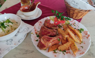 Rođino Kafanče food