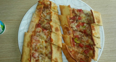 Marmara Pide food