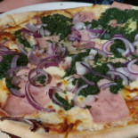 Hableany Etterem Pizzeria Es Panzio food