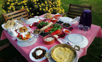 Çıtlık Belen Kahvaltı-dinlenme food