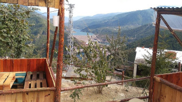 Huzur Tepe Konaklama Ve Aile Çay Bahçesi Mangal Ve Kahvaltı Salonu Ve Konaklama BorÇka outside