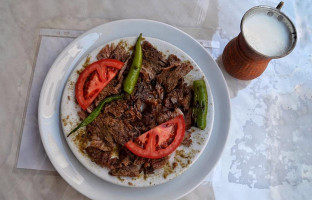 Tarihi İnebolu Dönercisi food