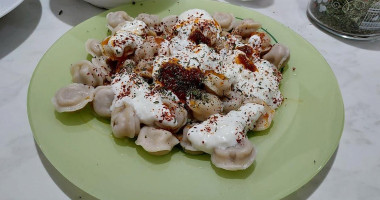 Pero Mantı food